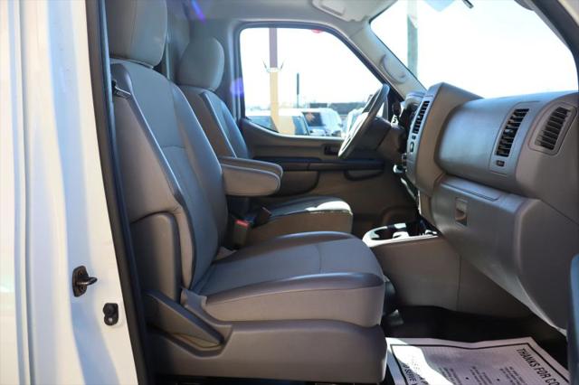 2016 Nissan 2500 S V6