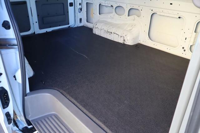 2016 Nissan 2500 S V6