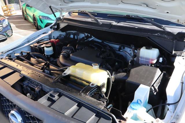2016 Nissan 2500 S V6
