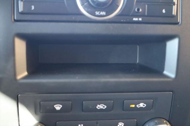 2016 Nissan 2500 S V6