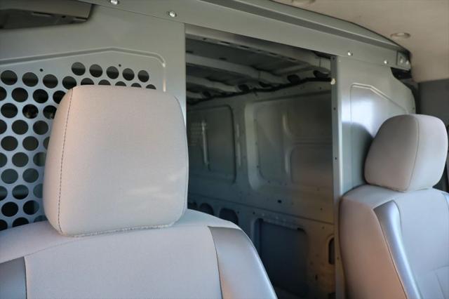 2016 Nissan 2500 S V6