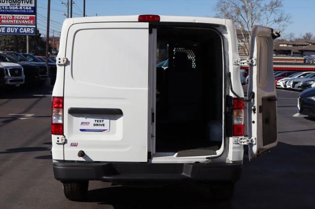 2016 Nissan 2500 S V6