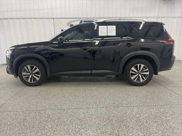 2024 Nissan Pathfinder SL 4WD