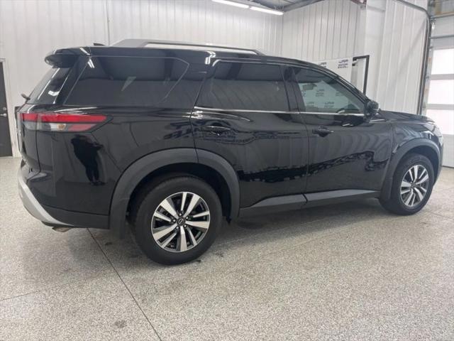 2024 Nissan Pathfinder SL 4WD