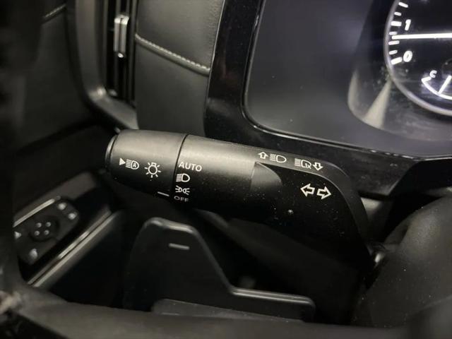 2024 Nissan Pathfinder SL 4WD