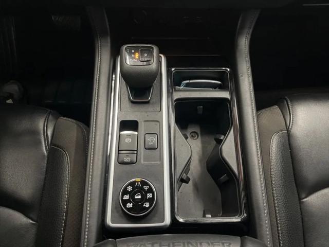 2024 Nissan Pathfinder SL 4WD