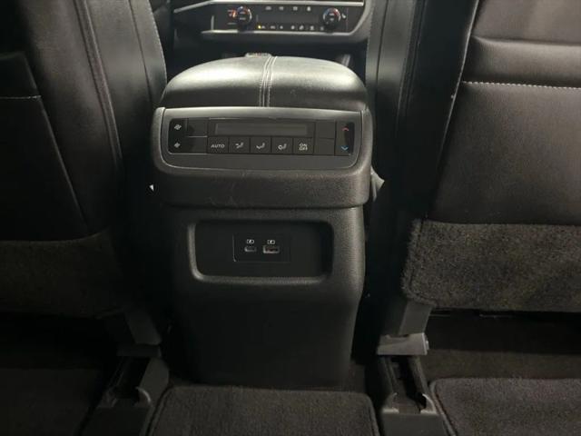 2024 Nissan Pathfinder SL 4WD