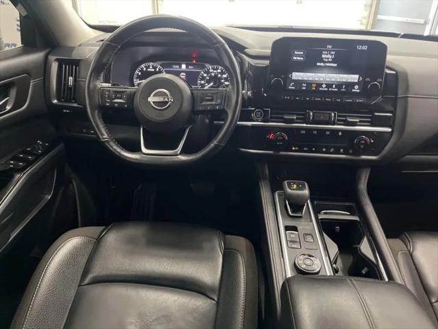 2024 Nissan Pathfinder SL 4WD
