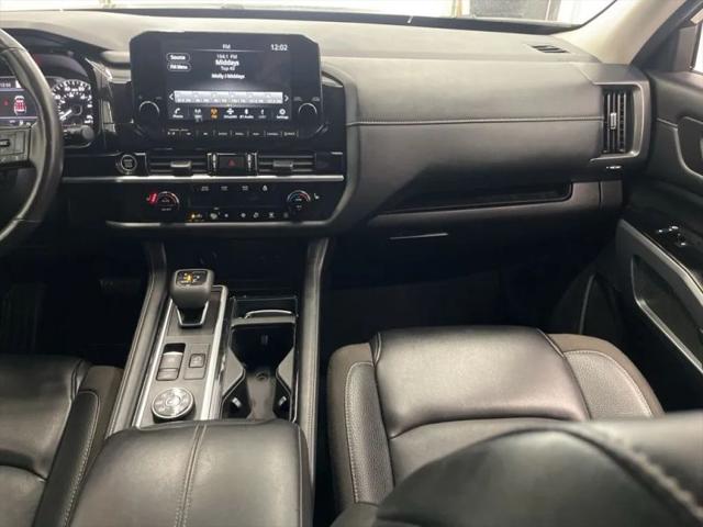 2024 Nissan Pathfinder SL 4WD