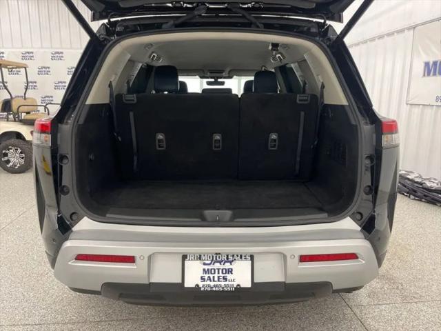 2024 Nissan Pathfinder SL 4WD