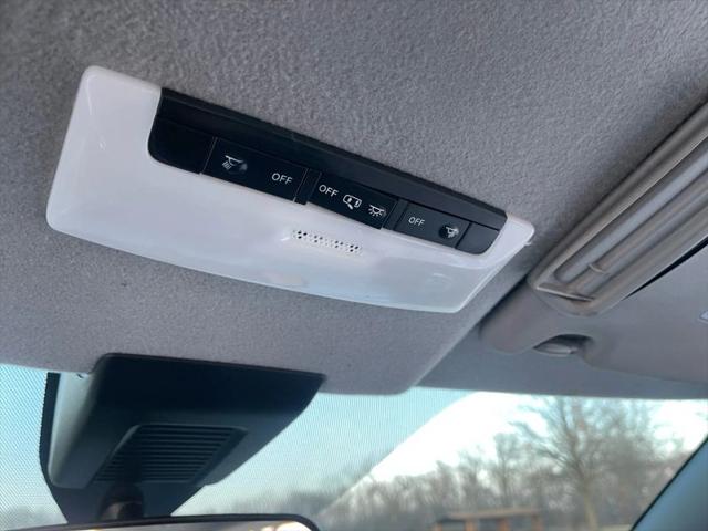 2020 Nissan Kicks SR Xtronic CVT