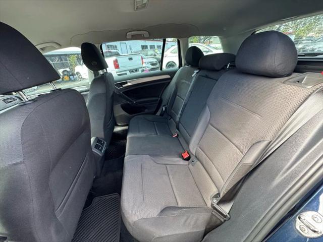 2017 Volkswagen Golf SportWagen TSI S