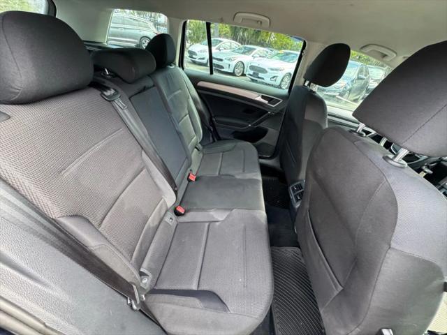 2017 Volkswagen Golf SportWagen TSI S
