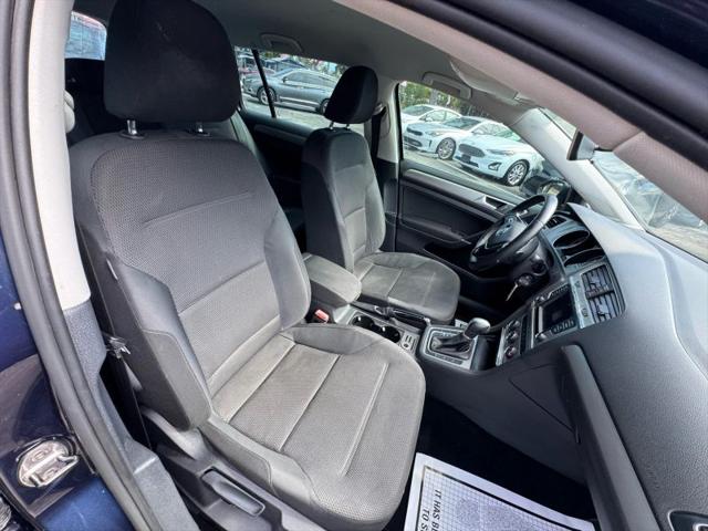 2017 Volkswagen Golf SportWagen TSI S