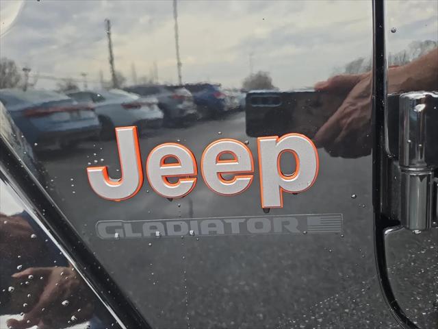 2026 Jeep Gladiator Sport