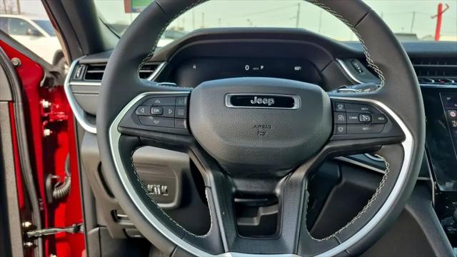 2026 Jeep Grand Cherokee L Laredo 4x2