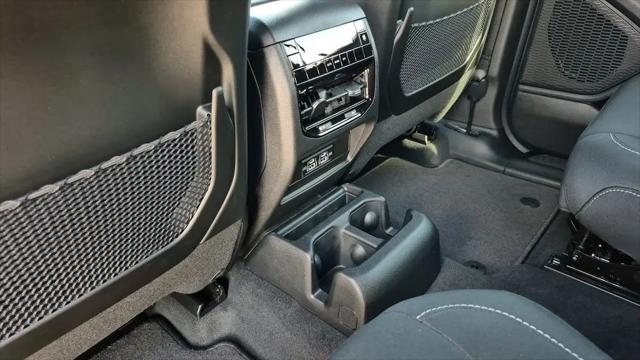 2026 Jeep Grand Cherokee L Laredo 4x2