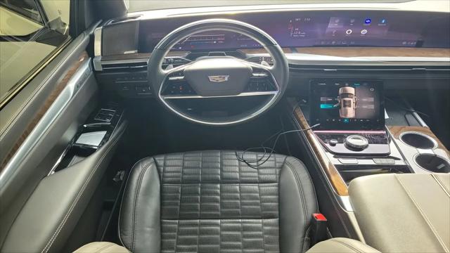 2025 Cadillac Escalade Sport Platinum
