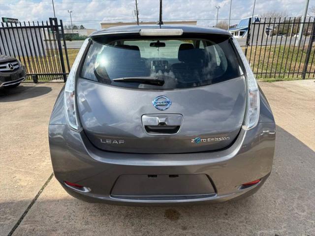 2016 Nissan LEAF SV