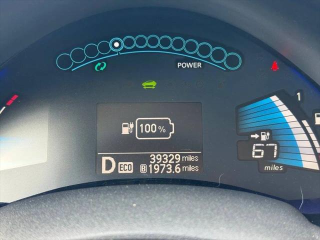 2016 Nissan LEAF SV