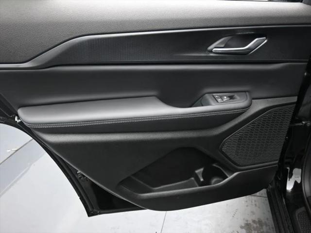 2026 Jeep Grand Cherokee L Altitude 4x4
