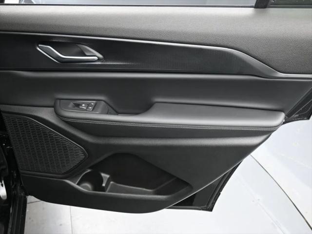 2026 Jeep Grand Cherokee L Altitude 4x4