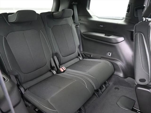 2026 Jeep Grand Cherokee L Altitude 4x4