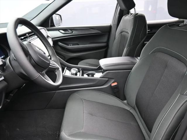 2026 Jeep Grand Cherokee L Altitude 4x4