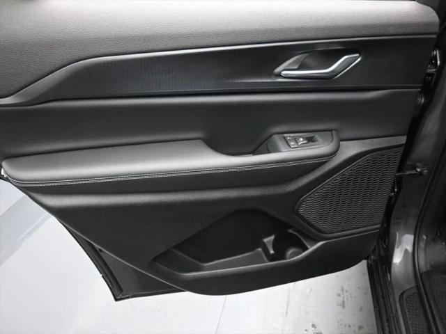 2026 Jeep Grand Cherokee L Altitude 4x4