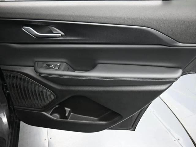 2026 Jeep Grand Cherokee L Altitude 4x4