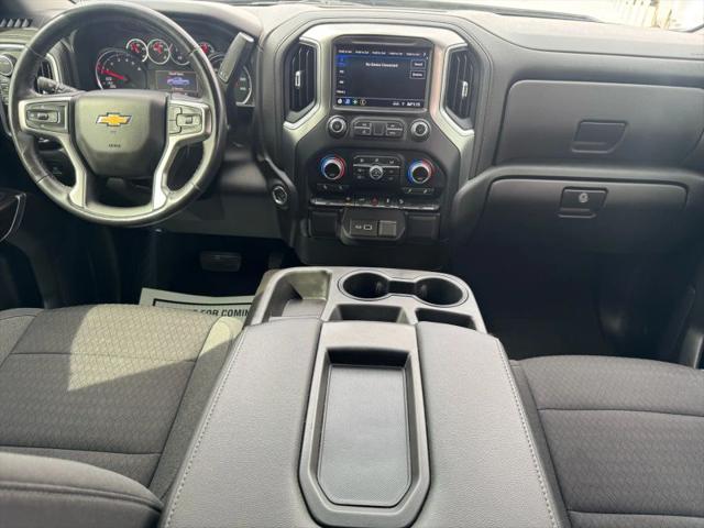 2022 Chevrolet Silverado 1500 4WD Crew Cab Short Bed LT