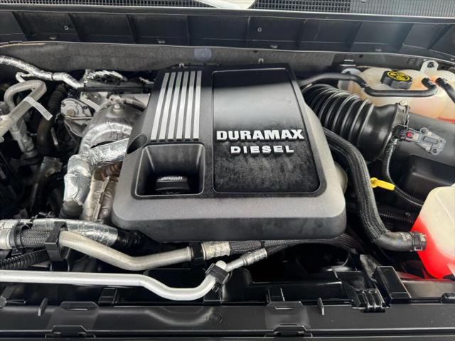 2022 Chevrolet Silverado 1500 4WD Crew Cab Short Bed LT
