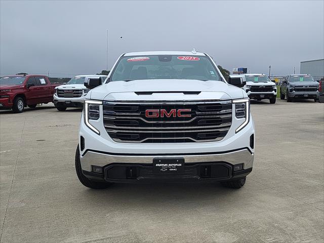 2025 GMC Sierra 1500 4WD Crew Cab Short Box SLT