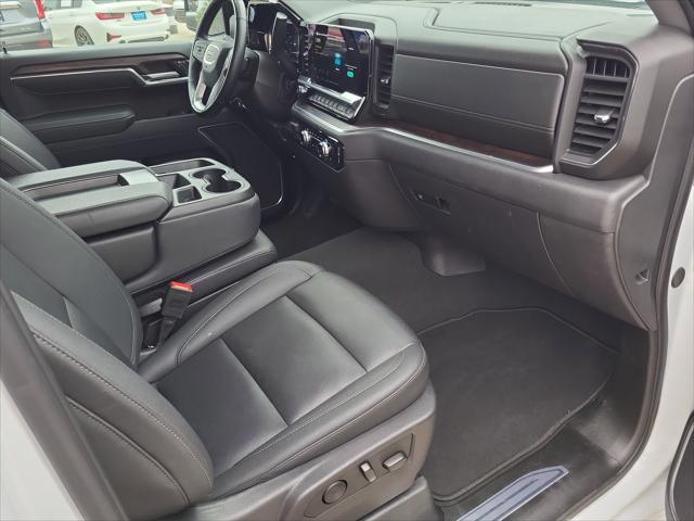 2025 GMC Sierra 1500 4WD Crew Cab Short Box SLT