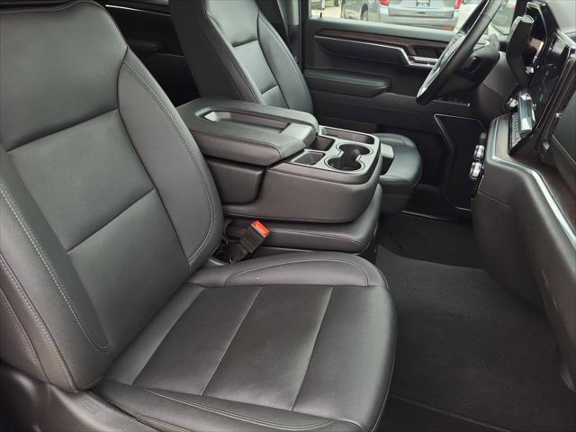 2025 GMC Sierra 1500 4WD Crew Cab Short Box SLT