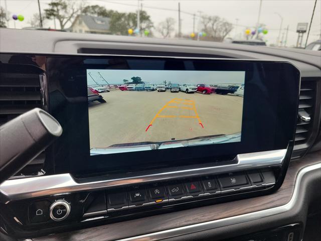2025 GMC Sierra 1500 4WD Crew Cab Short Box SLT