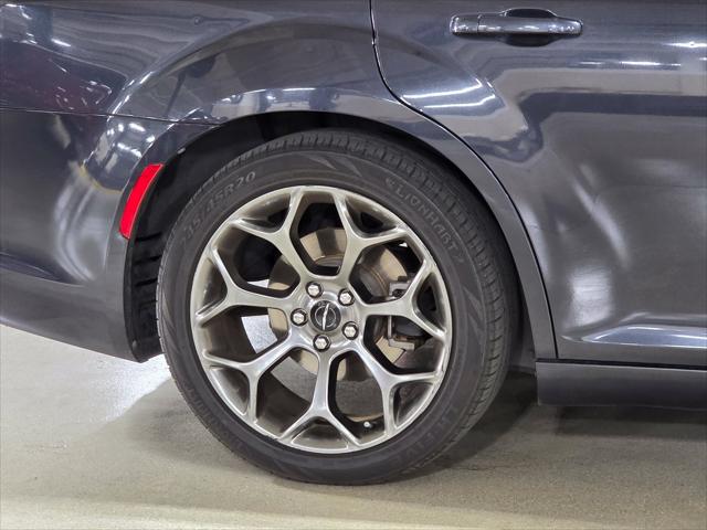2015 Chrysler 300 300S