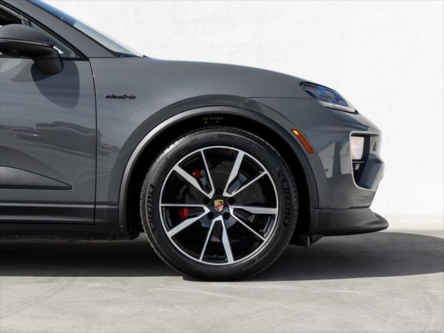 2026 Porsche Macan Electric 4S