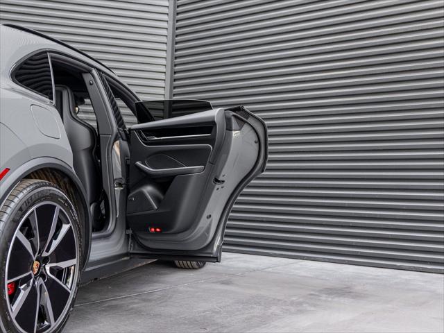 2026 Porsche Macan Electric 4S