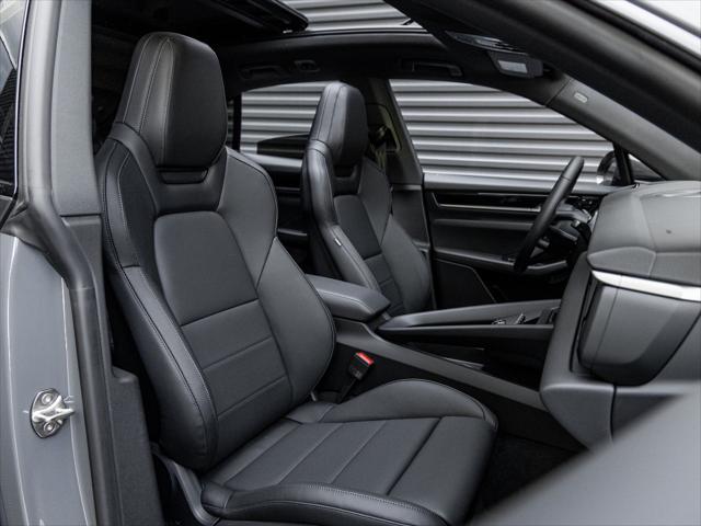 2026 Porsche Macan Electric 4S