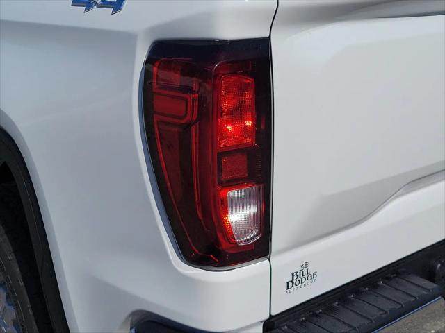 2026 GMC Sierra 1500 Crew Cab, Standard Bed, Pro, 4WD