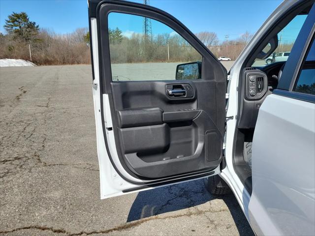2026 GMC Sierra 1500 Crew Cab, Standard Bed, Pro, 4WD