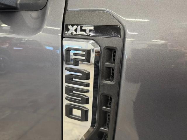 2023 Ford F-250 XLT