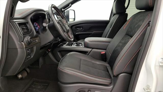 2024 Nissan Titan Crew Cab PRO-4X 4x4