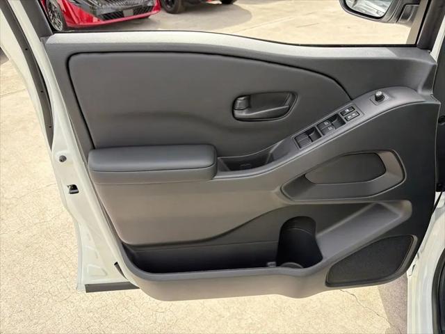 2026 Nissan Frontier Crew Cab SV 4x2