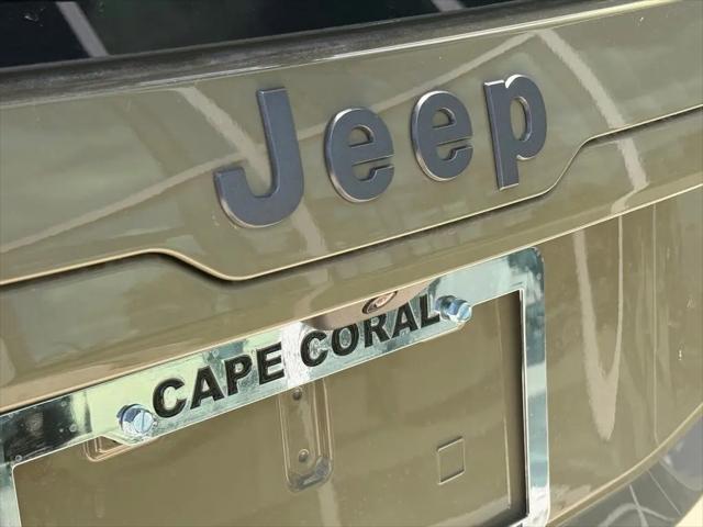 2026 Jeep Cherokee Laredo 4x4