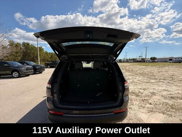 2026 Jeep Grand Cherokee L Altitude 4x4