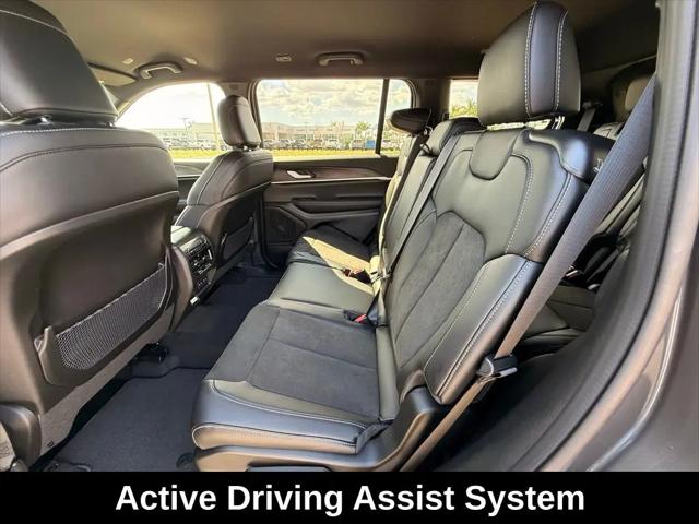 2026 Jeep Grand Cherokee L Altitude 4x4