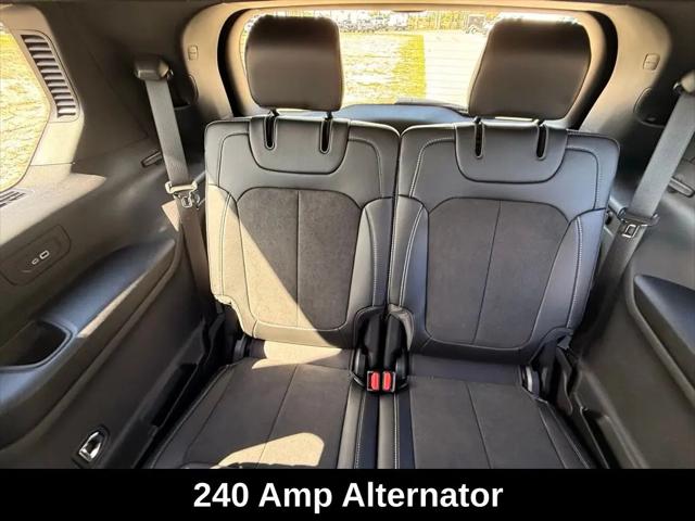 2026 Jeep Grand Cherokee L Altitude 4x4