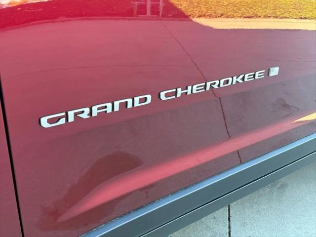 2026 Jeep Grand Cherokee Laredo 4x4